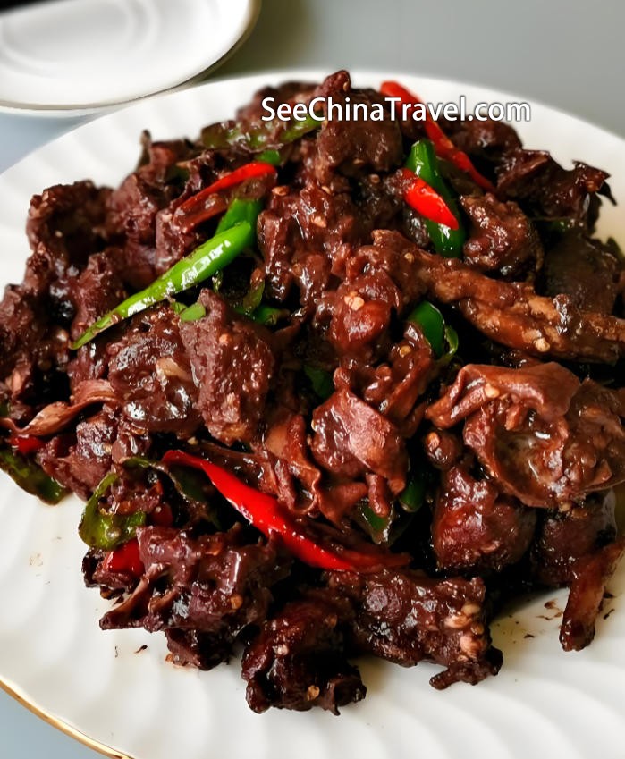 Blood rice cake duck dish